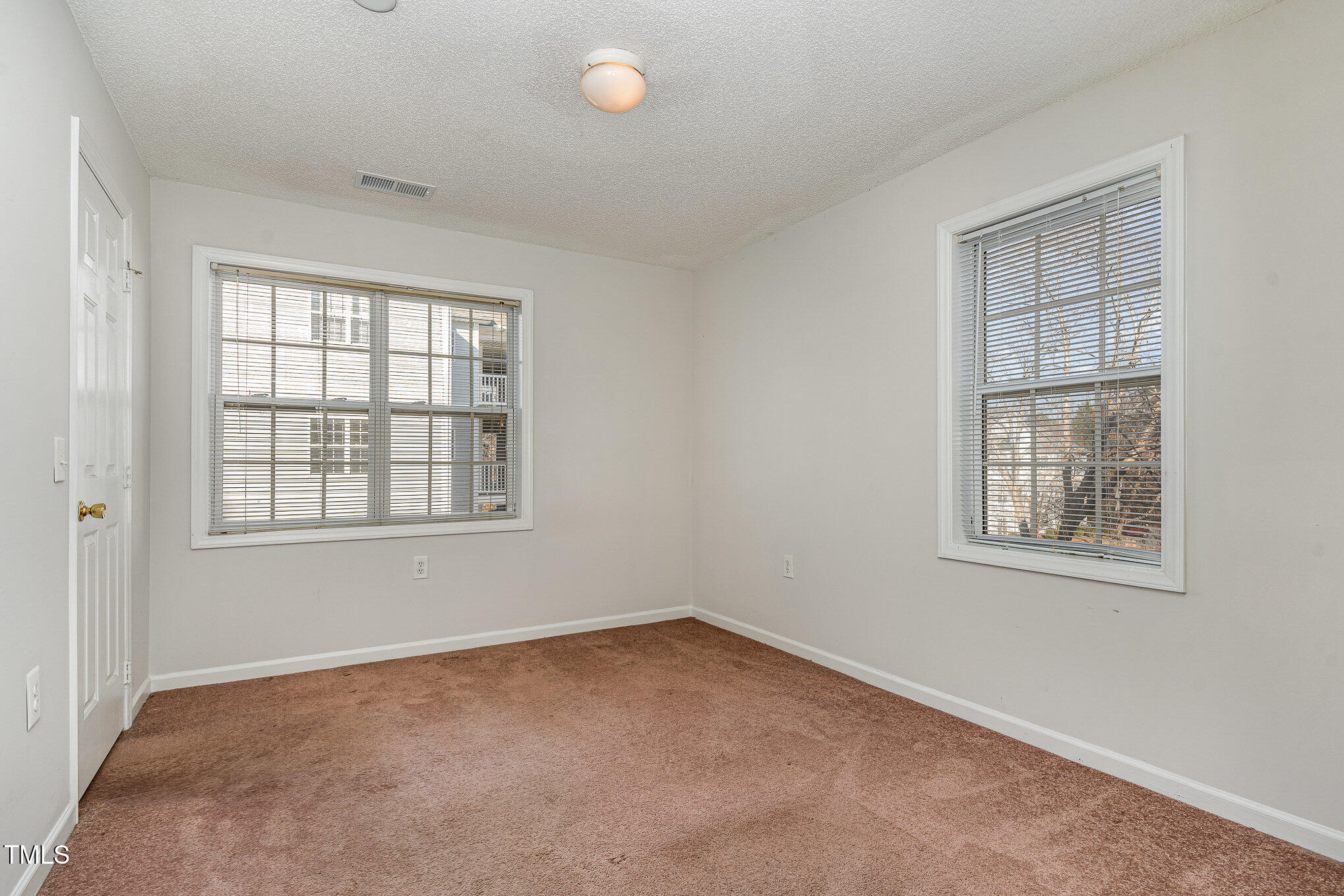 2020 University Woods Road, Unit 203 Raleigh, NC 27603 - Photo 9 of 16 009_dsc00022-edit_907