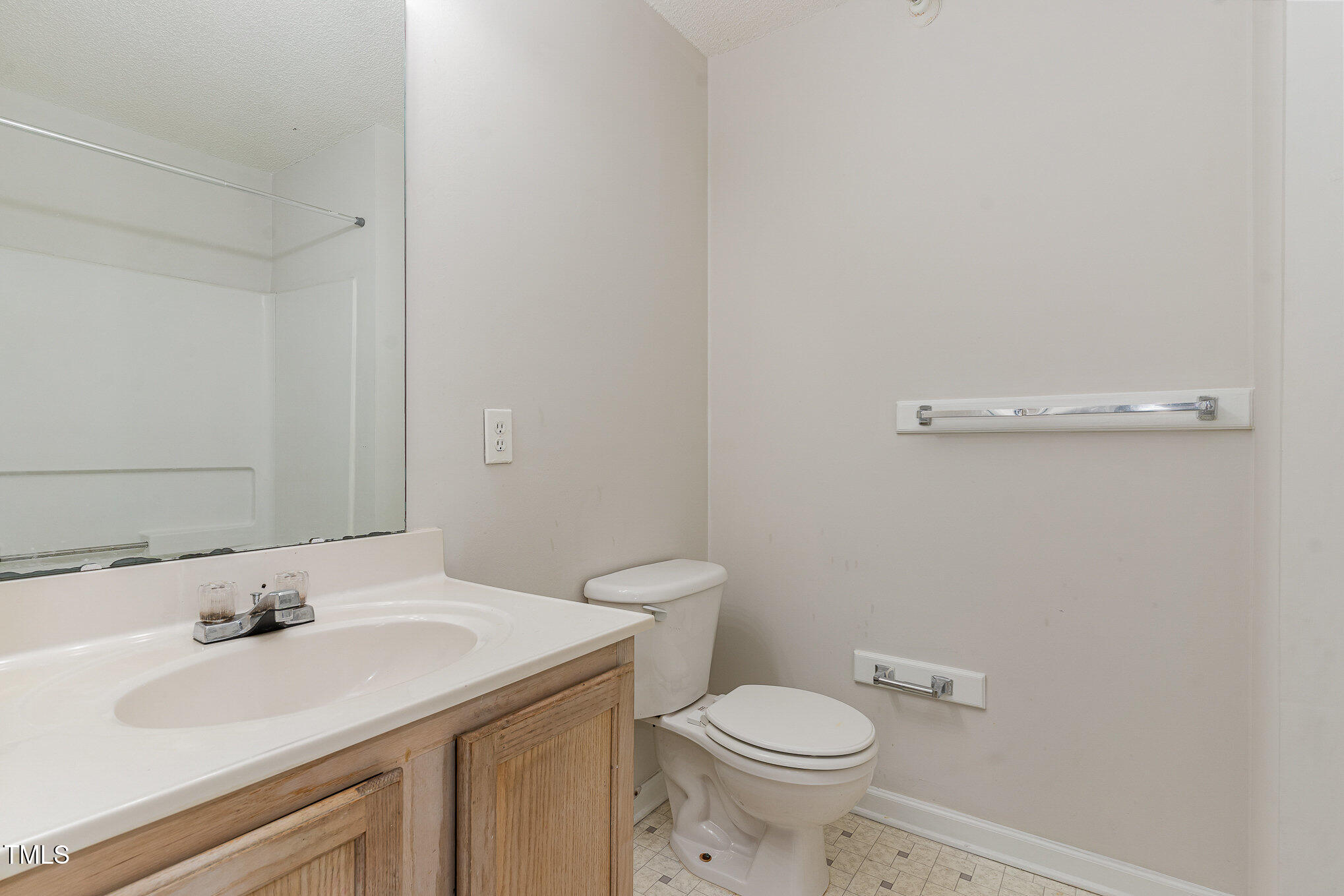 2020 University Woods Road, Unit 203 Raleigh, NC 27603 - Photo 10 of 16 010_dsc00025-edit_29