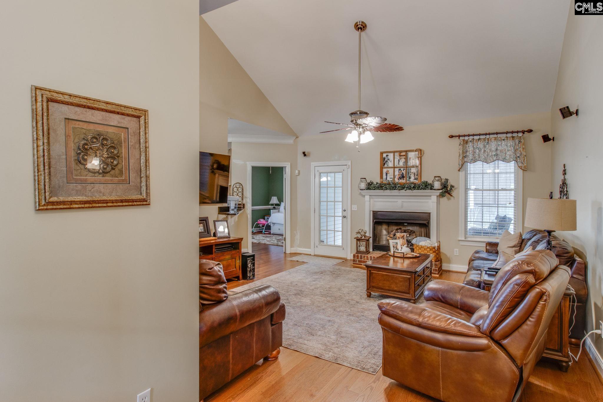 414 Hollenbeck Road Irmo, SC 29063 - Photo 5 of 35