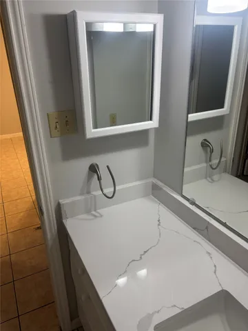 $1,549 | 14333 Memorial Drive, Unit 39, Houston, TX 77079