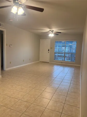 $1,549 | 14333 Memorial Drive, Unit 39, Houston, TX 77079
