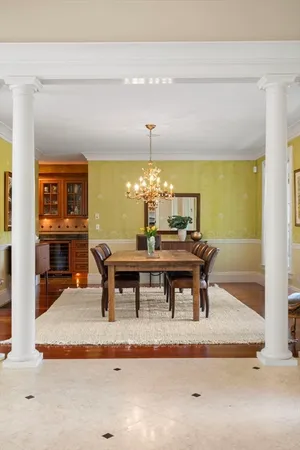 $5,995,000 | 3 Stone Bridge Lane, Milton, MA 02186