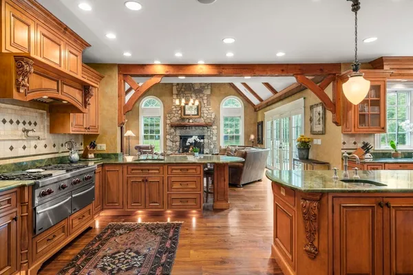 $5,995,000 | 3 Stone Bridge Lane, Milton, MA 02186