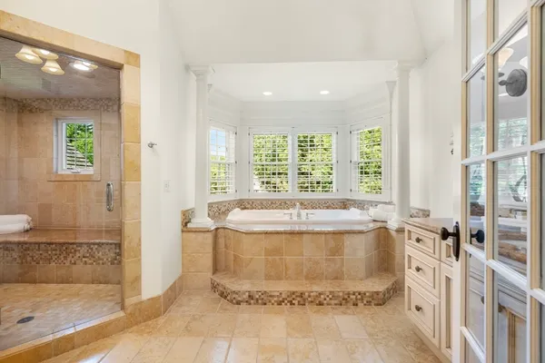 $5,995,000 | 3 Stone Bridge Lane, Milton, MA 02186