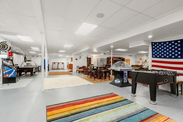 $5,995,000 | 3 Stone Bridge Lane, Milton, MA 02186