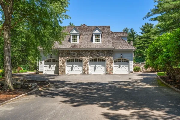 $5,995,000 | 3 Stone Bridge Lane, Milton, MA 02186