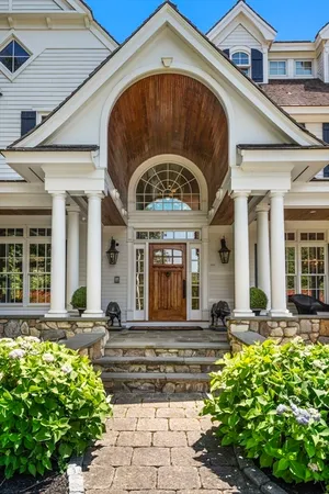 $5,995,000 | 3 Stone Bridge Lane, Milton, MA 02186