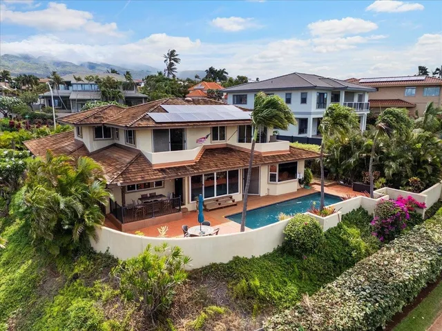 $2,449,000 | 56 South Iwa Place, Lahaina, HI 96761