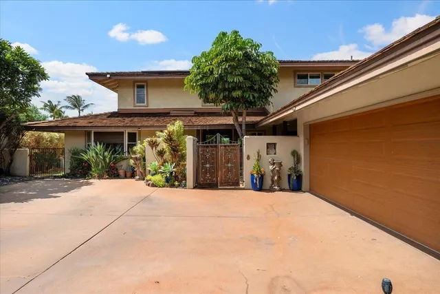 $2,449,000 | 56 South Iwa Place, Lahaina, HI 96761
