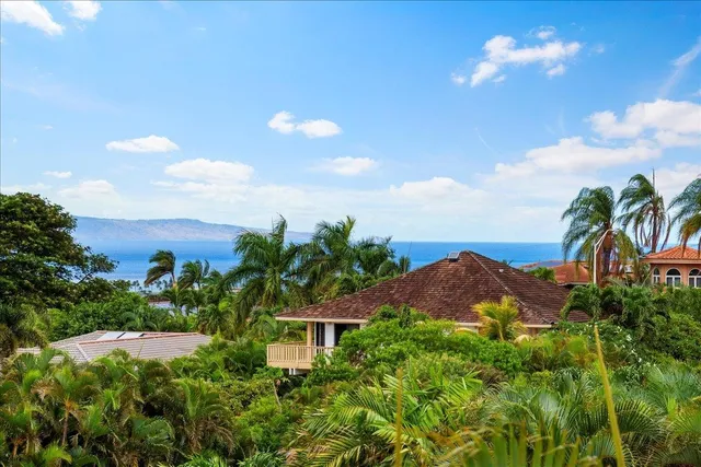$2,449,000 | 56 South Iwa Place, Lahaina, HI 96761