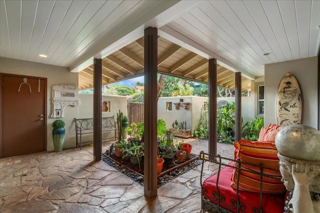$2,449,000 | 56 South Iwa Place, Lahaina, HI 96761
