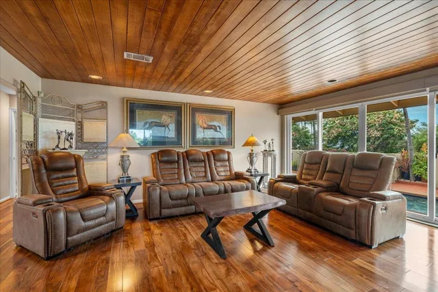 $2,449,000 | 56 South Iwa Place, Lahaina, HI 96761