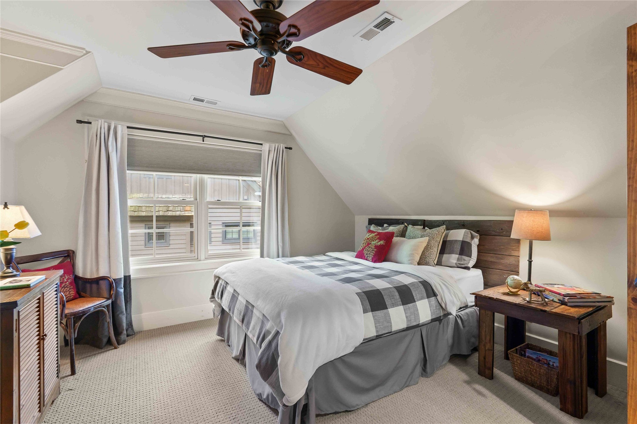 42 Hemlock Ridge Highlands, NC 28741 - Photo 27 of 38 Gallery Image 27