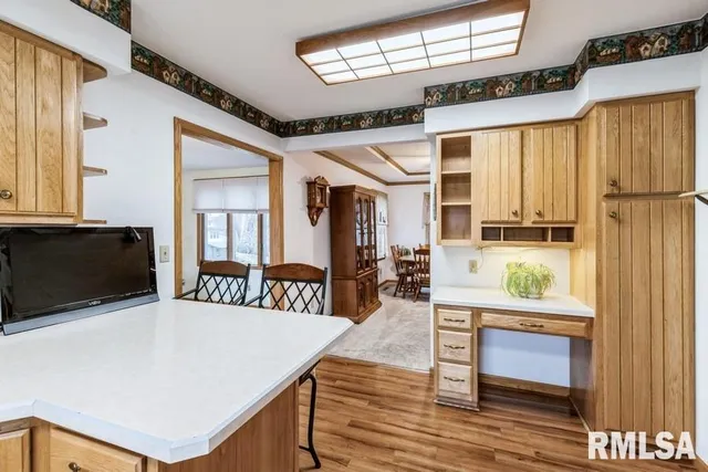 $165,000 | 801 10th Avenue, Fulton, IL 61252