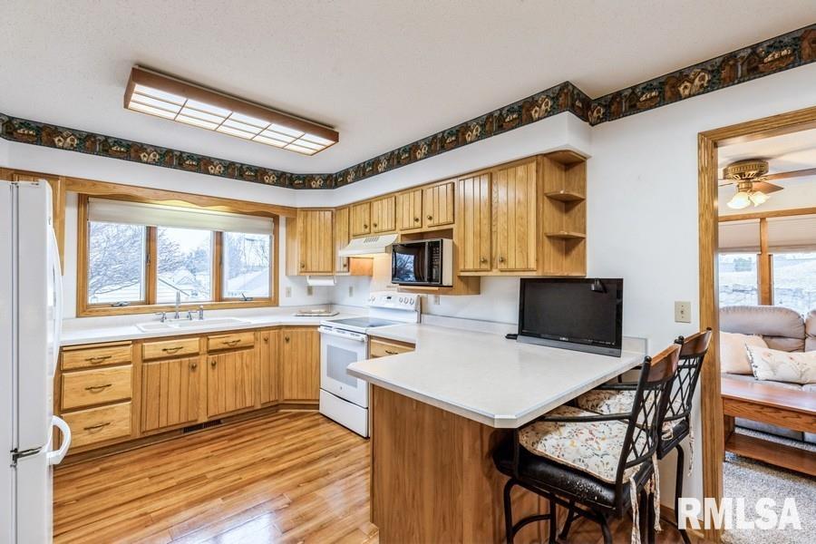 801 10th Avenue Fulton, IL 61252 - Photo 12 of 24