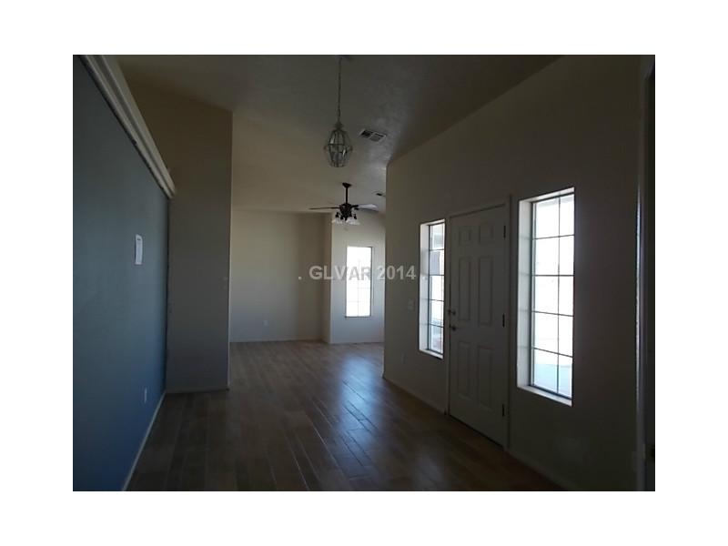 2741 West Blosser Ranch Road Pahrump, NV 89060 - Photo 3 of 19 Entry Hall.