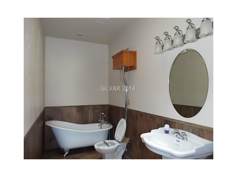 2741 West Blosser Ranch Road Pahrump, NV 89060 - Photo 8 of 19 Guest Bathroom.