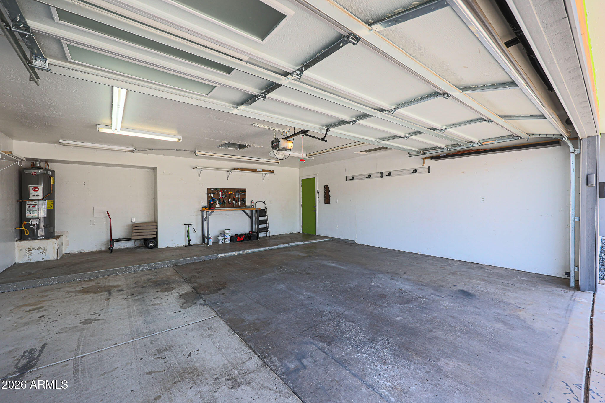 2201 East Marilyn Road Phoenix, AZ 85022 - Photo 47 of 47 a view of a garage