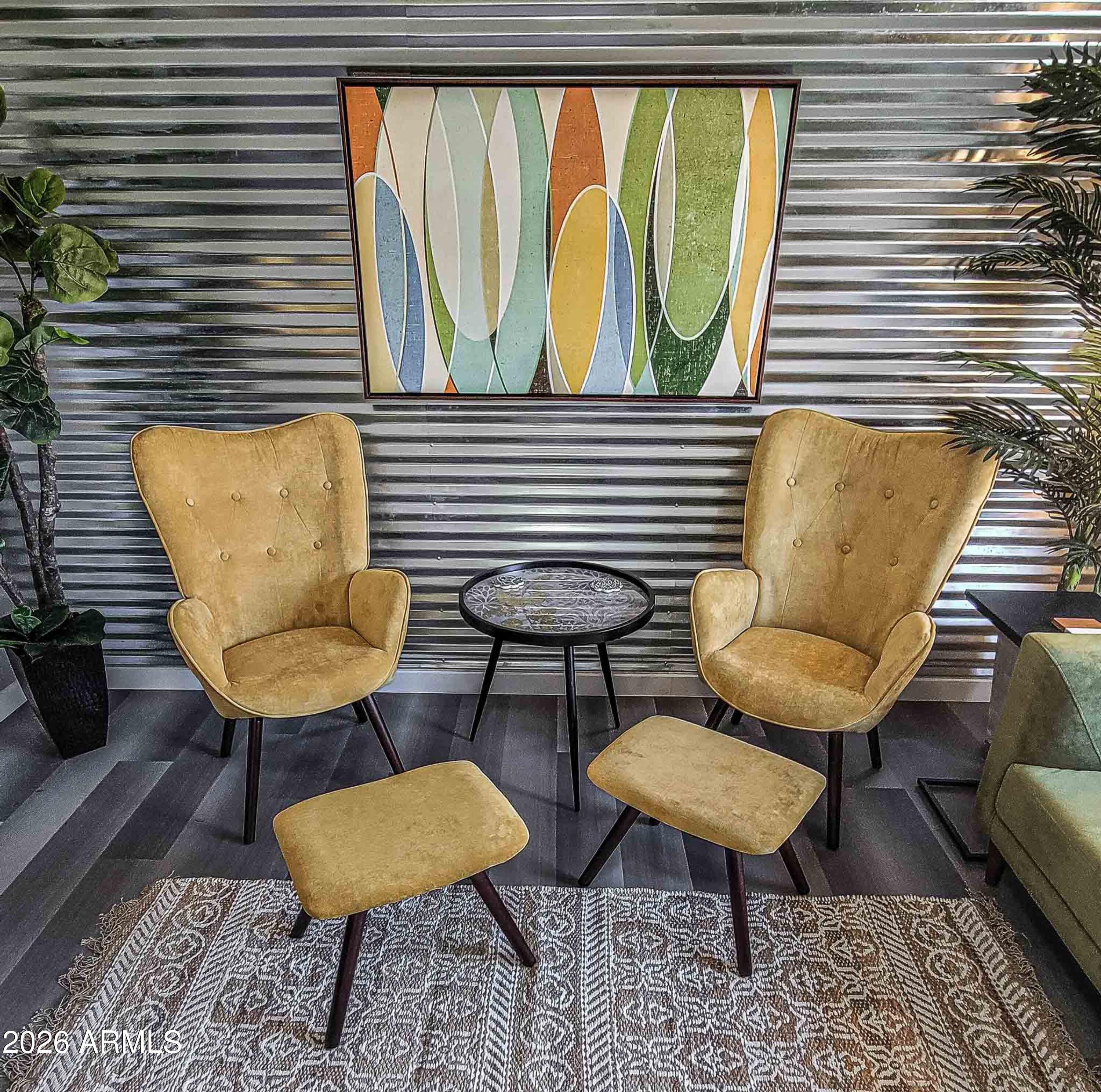 2201 East Marilyn Road Phoenix, AZ 85022 - Photo 9 of 47 a view of a chairs and table in the balcony