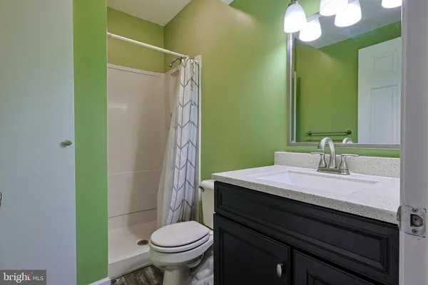 $389,900 | 6104 Locust Lane, Mechanicsburg, PA 17050