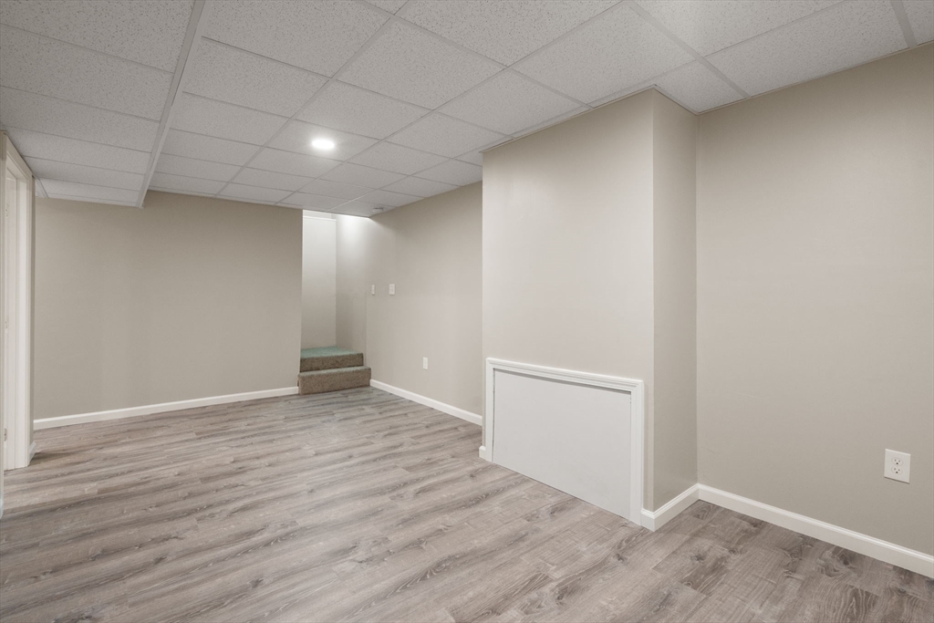 63 Hope Street Springfield, MA 01119 - Photo 25 of 36