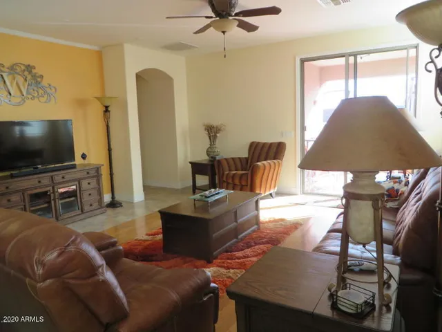 $2,200 | 4413 West Heyerdahl Drive, New River, AZ 85087