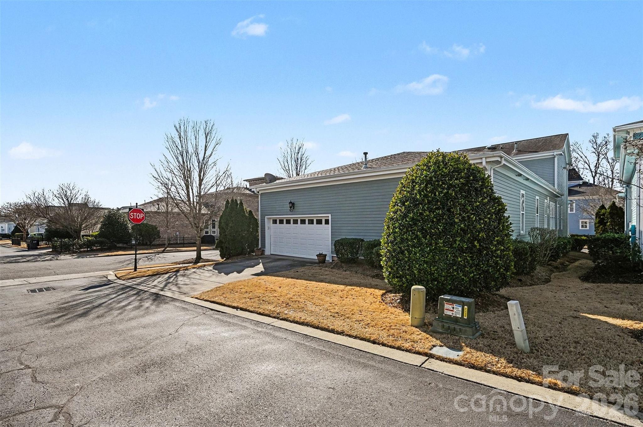17531 Meadow Bottom Road Charlotte, NC 28277 - Photo 43 of 47 a view of a house with backyard and sitting area