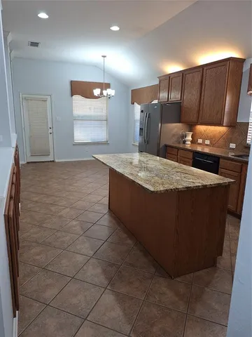 $2,450 | 13117 Fencerow Road, Fort Worth, TX 76244