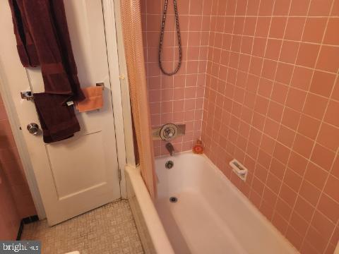8726 Sagamore Road Philadelphia, PA 19128 - Photo 14 of 21