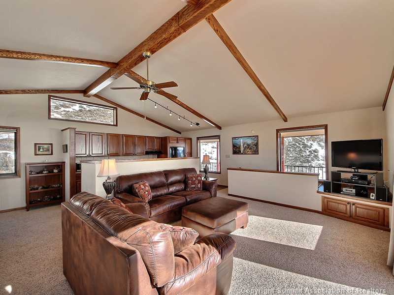 48 AB Road Silverthorne, CO 80498 - Photo 8 of 25 Living Room.