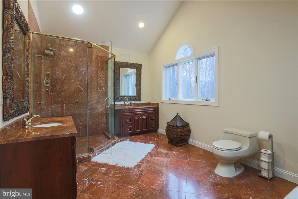 11674 Frederick Road Ellicott City, MD 21042 - Photo 11 of 45 Gallery Image 11