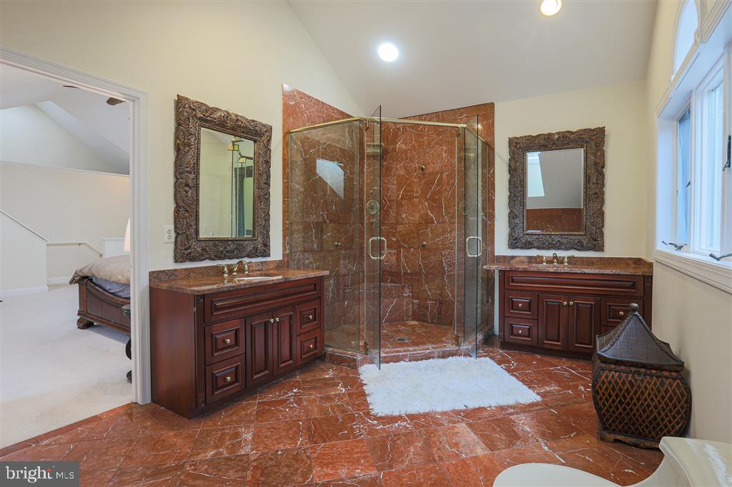 11674 Frederick Road Ellicott City, MD 21042 - Photo 12 of 45 Gallery Image 12