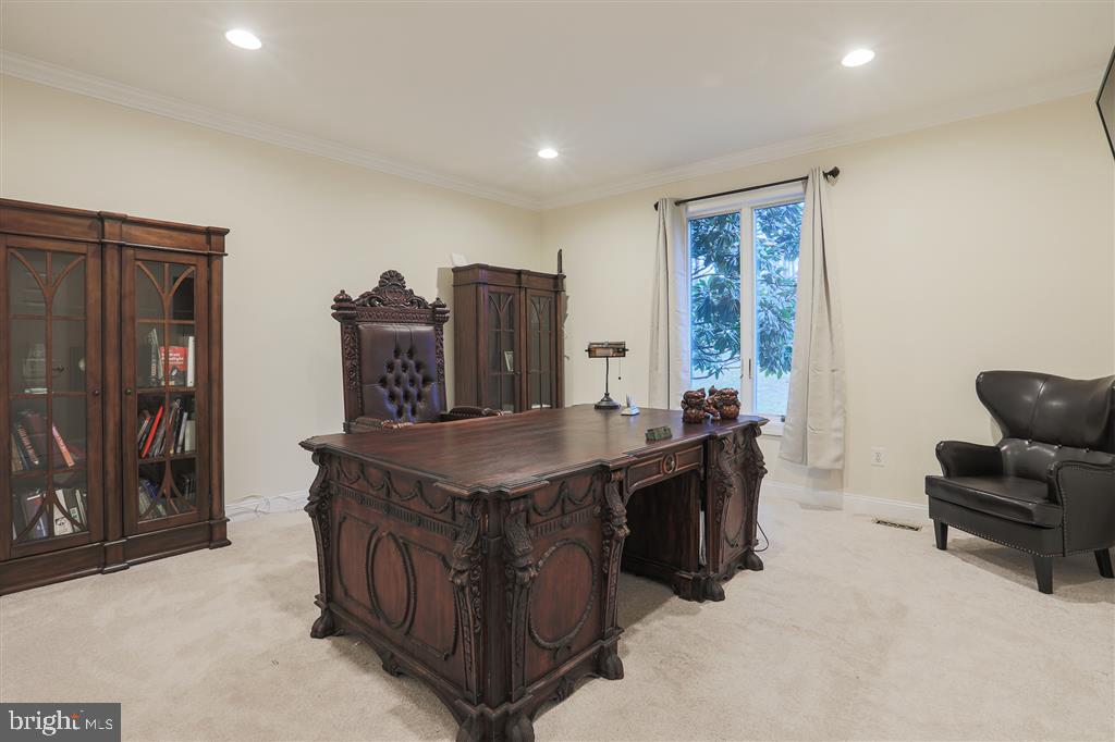 11674 Frederick Road Ellicott City, MD 21042 - Photo 15 of 45 Gallery Image 15