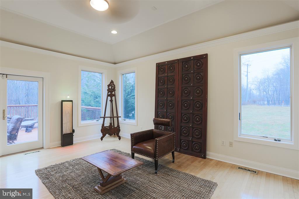 11674 Frederick Road Ellicott City, MD 21042 - Photo 16 of 45 Gallery Image 16