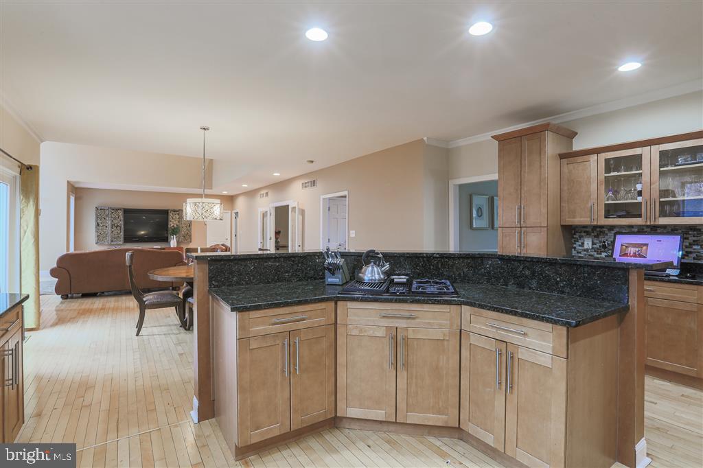 11674 Frederick Road Ellicott City, MD 21042 - Photo 27 of 45 Gallery Image 27
