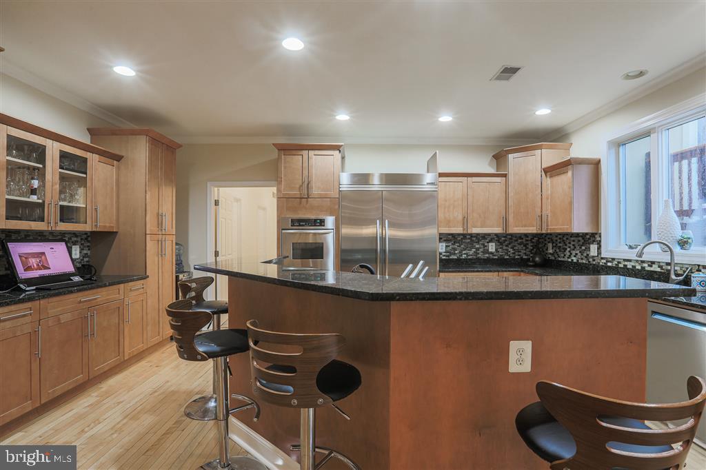 11674 Frederick Road Ellicott City, MD 21042 - Photo 29 of 45 Gallery Image 29