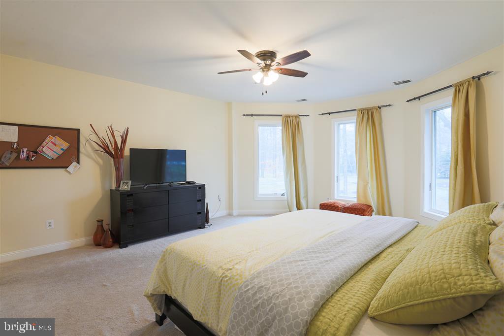 11674 Frederick Road Ellicott City, MD 21042 - Photo 9 of 45 Gallery Image 9