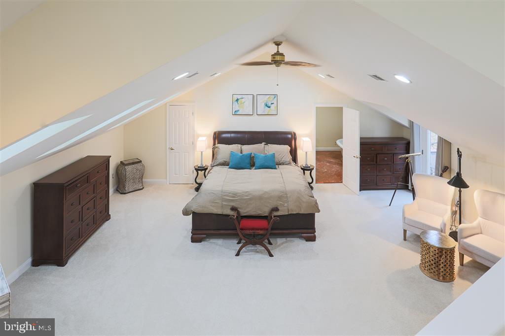 11674 Frederick Road Ellicott City, MD 21042 - Photo 10 of 45 Gallery Image 10