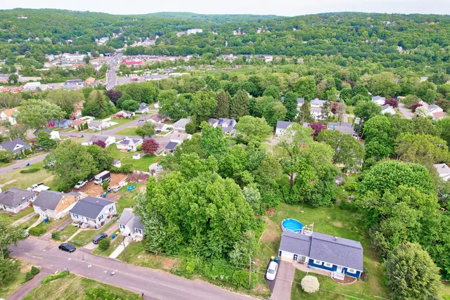 $40,000 | 90 Chester Avenue, Waterbury, CT 06704