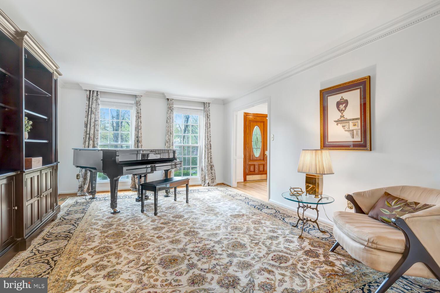 723 Forest Park Road Great Falls, VA 22066 - Photo 14 of 71 a workspace room with furniture and windows