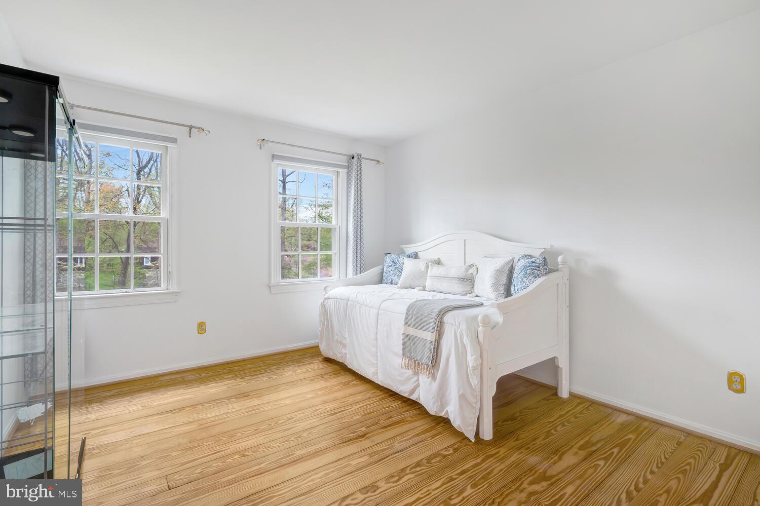 723 Forest Park Road Great Falls, VA 22066 - Photo 34 of 71 a bed room with a bed and a window