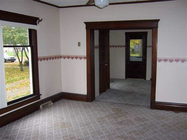 409 Williams Street Howe, IN 46746 - Photo 6 of 9 Gallery Image 6