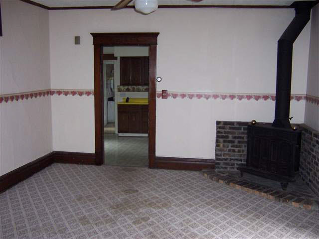 409 Williams Street Howe, IN 46746 - Photo 7 of 9 Gallery Image 7
