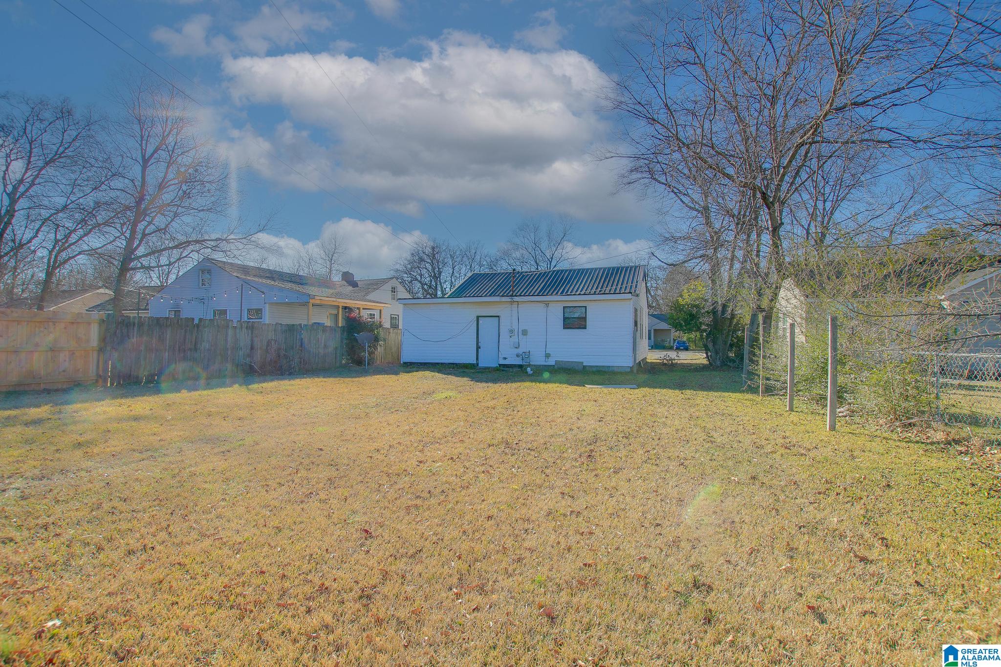 918 9th Avenue Southeast Decatur, AL 35601 - Photo 4 of 18