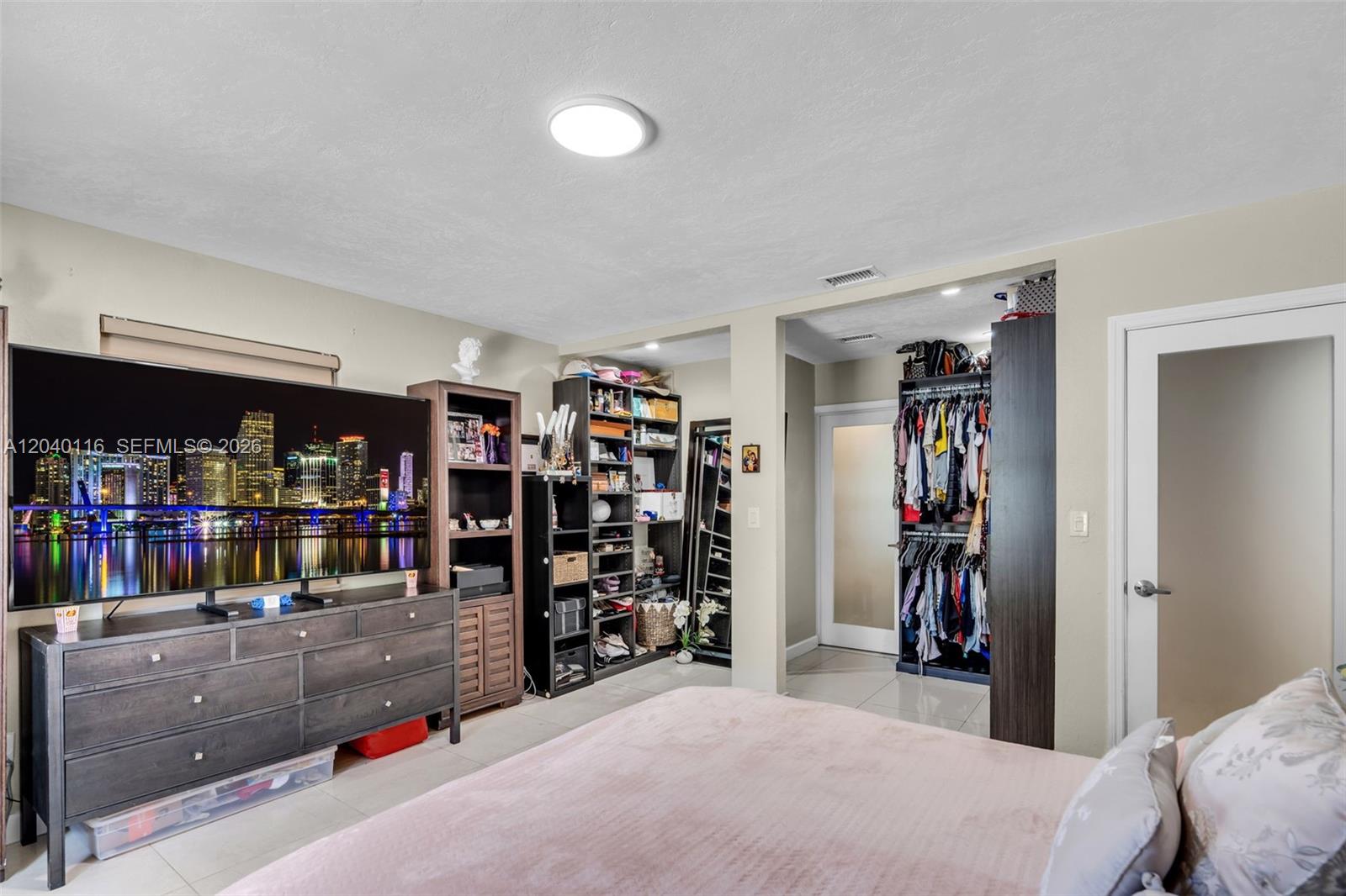 302 Northwest 100th Street Miami, FL 33150 - Photo 19 of 46