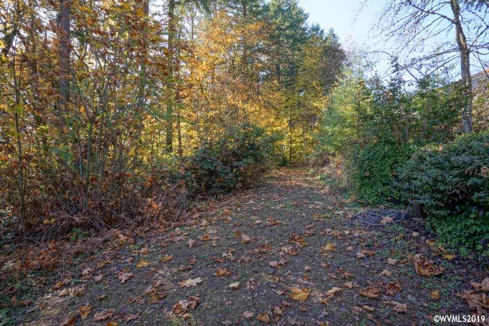 9845 Liberty Road South Salem, OR 97306 - Photo 4 of 19