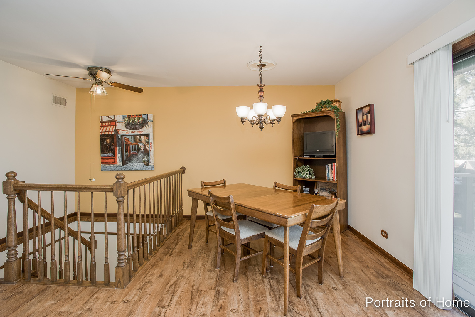 242 Bradwell Road Inverness, IL 60010 - Photo 10 of 27