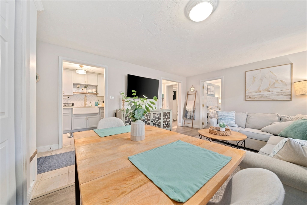 678 Plain Street, Unit 4A Marshfield, MA 02050 - Photo 6 of 23