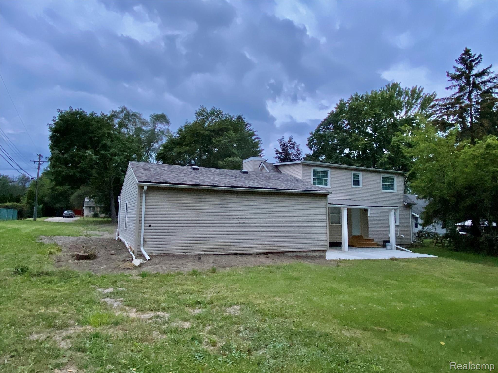 4286 Marcus Road Waterford, MI 48329 - Photo 3 of 3 D79A3AD3-DF87-46BD-91A8-396794E6D122.jpeg