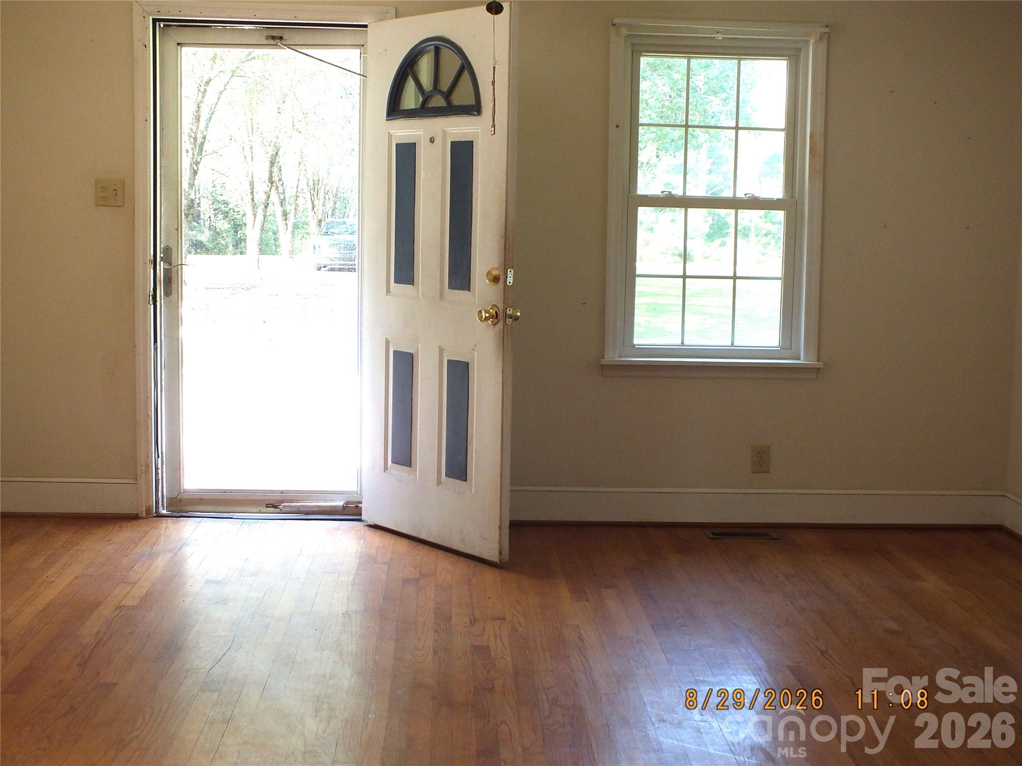 1532 Pinckney Road Chester, SC 29706 - Photo 8 of 29 Gallery Image 8
